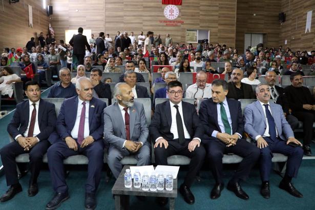 Van'da Türkiye-Azerbaycan kardeşlik programı düzenlendi