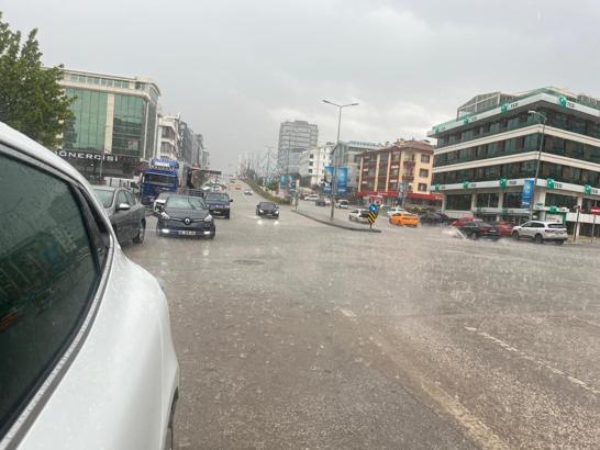 Ankara'da dolu ve sağanak hayatı olumsuz etkiledi / Ek fotoğraflar