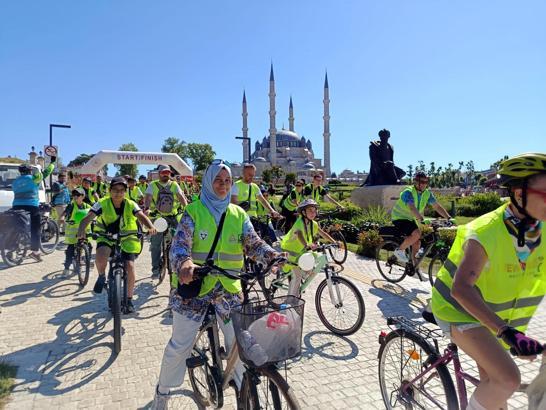 Edirne ve Tekirdağ'da 13'üncü Geleneksel Yeşilay Bisiklet Turu