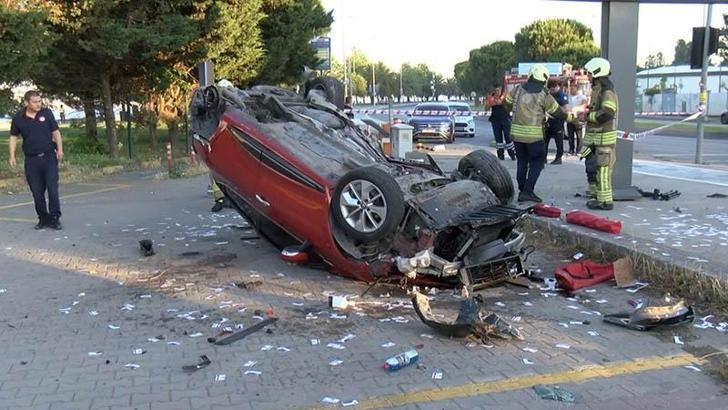 Kartal’da takla atan otomobilin sürücüsü yaralandı