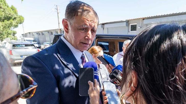 Cemil Tugay: CHP bizim çatımız, istifanın anlamı yok