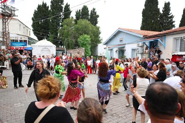 Çeşme Ildır'da mübadiller ikinci kez buluştu