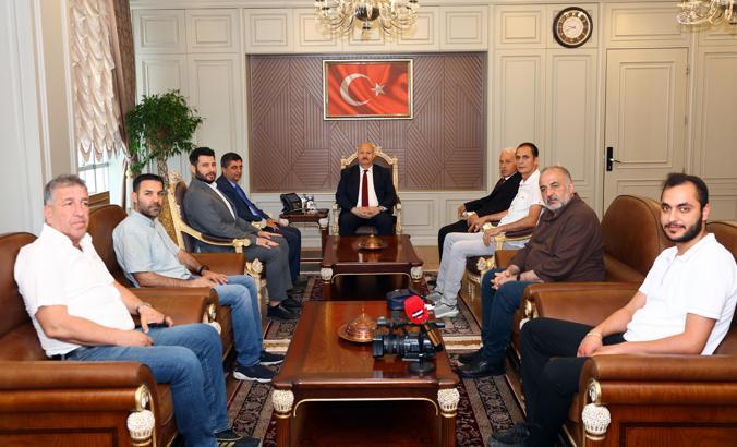AGAD'tan Vali Küçük'e ziyaret