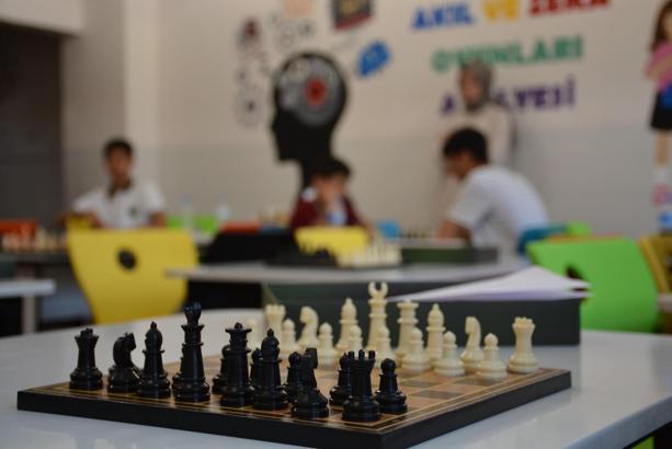 Silopi’de, okullar arası satranç turnuvasının finali yapıldı