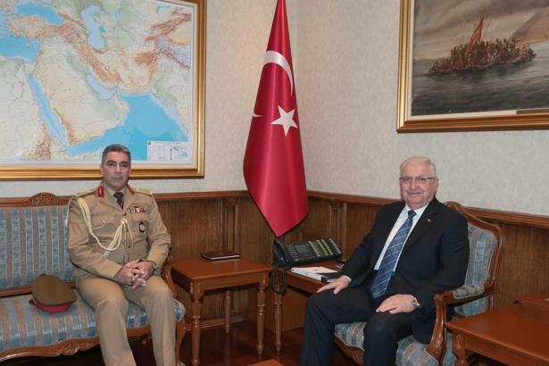 Bakan Güler, Irak'ın Ankara Askeri Ateşesi Tümgeneral Khalil ile görüştü