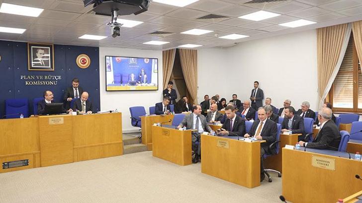 Plan ve Bütçe Komisyonu'nda yeni Sayıştay Başkanlığı için Metin Yener ile Bahtiyar Sazlık aday olarak seçildi
