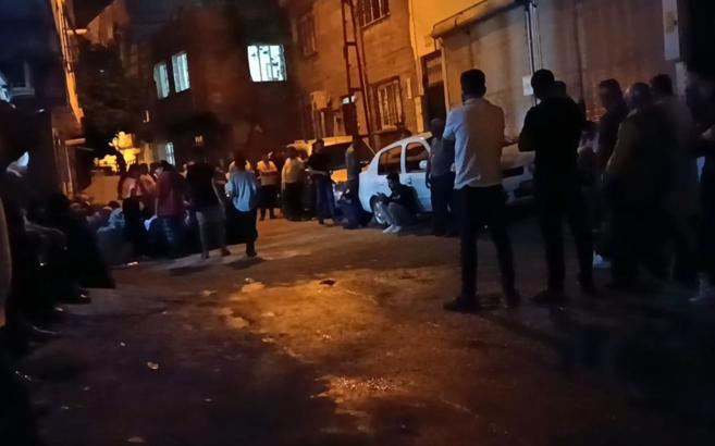 Tartıştığı oğlunu bıçakla öldürdü