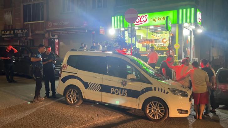 Gaziosmanpaşa'da motosikletli şüphelinin silahlı saldırısında yaralandı; iş yerine sığındı