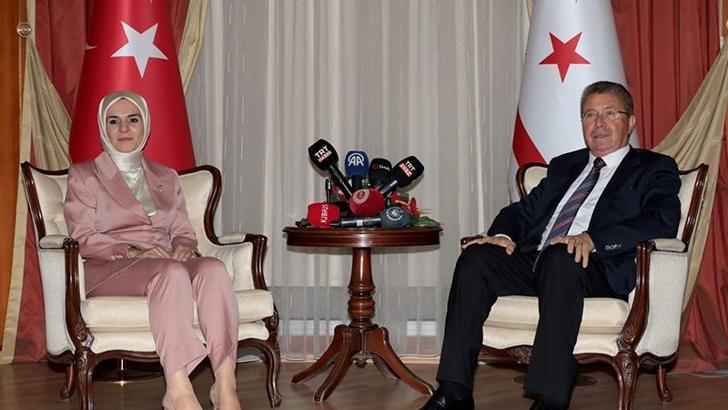 KKTC Başbakanı Üstel, Aile ve Sosyal Hizmetler Bakanı Göktaş'ı kabul etti