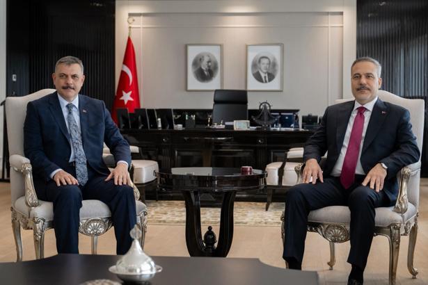 Bakanlar Fidan ve Çiftçi, Ankara'da görüştü
