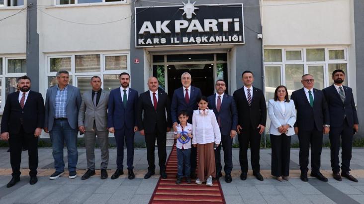 Bakan Işıkhan: Sağlıkta, sosyal güvenlikte, sosyal hizmetlerde dünyada örnek alınacak konuma ulaştık
