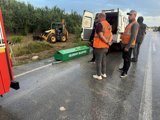 Tur midibüsü şarampole devrildi: 4 ölü, 26 yaralı / Ek fotoğraflar