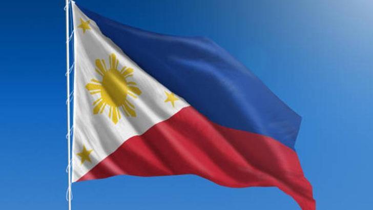 Filipinler'de liseye düzenlenen silahlı saldırıda 3 öğrenci hayatını kaybetti