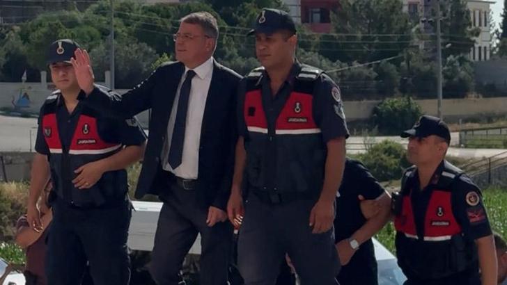 Silifke Belediye Başkanı ile 18 şüpheli adliyede