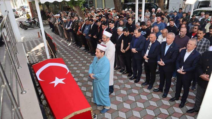 Gazi Özcan askeri törenle toprağa verildi