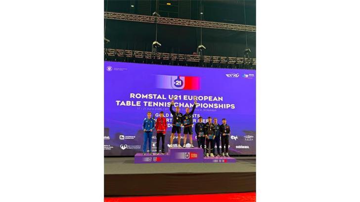 14 yaşındaki milli masa tenisçisi Öçal’dan U21 Avrupa Şampiyonası’nda gümüş madalya