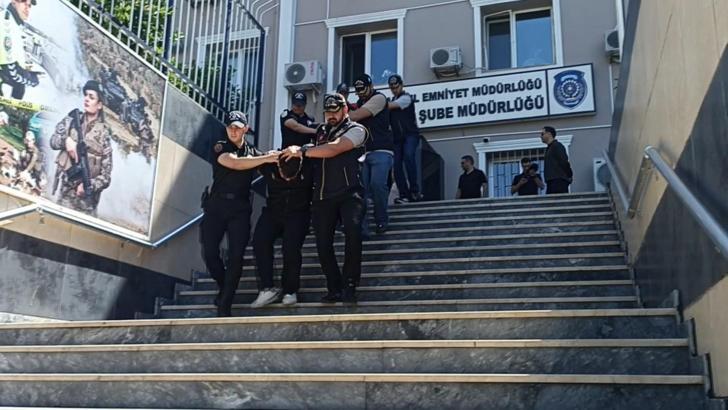 'Şapkalılar' suç örgütüne operasyon: 4'ü avukat 24 şüpheli adliyeye sevk edildi