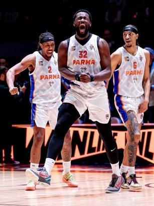 TOFAŞ, Birleşik Amerikalı pivot Terrell Carter ile sözleşme imzaladı