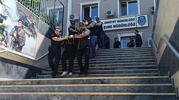 'Şapkalılar' suç örgütüne operasyon: 4'ü avukat 24 şüpheli adliyeye sevk edildi