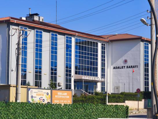 Yurt dışına kaçmak isteyen 3 FETÖ şüphelisi yakalandı