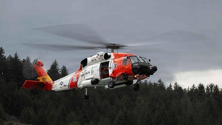 ABD'de Sahil Güvenlik helikopteri, Alaska'da eğitim uçuşu sırasında düştü