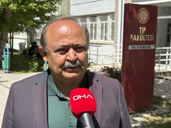Prof. Dr. Çetin: KKKA hastalığı için umut veren 3 aşı çalışması var