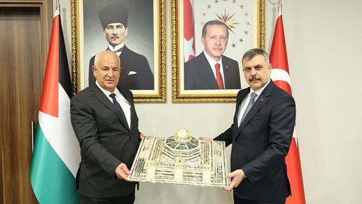 Bakan Çiftçi, Filistinli mevkidaşı Ziyad Hab El Rih ile bir araya geldi