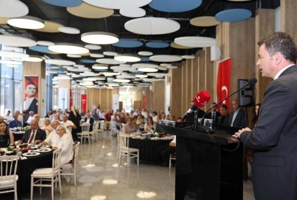 Osmangazi Belediye Başkanı, muhtarlarla ‘Ortak Akıl Buluşması’nda bir araya geldi
