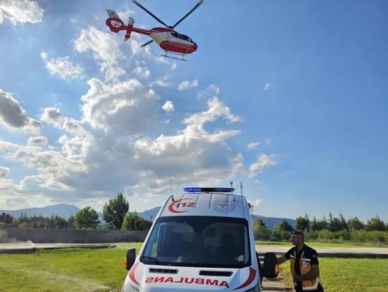 Prematüre ikizlerden biri helikopter ambulansla Niğde’ye sevk edildi
