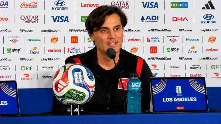 Vincenzo Montella: Bu oyuncular geleceğimiz, onlara saygı gösterelim