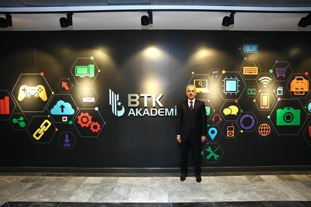 Bakan Uraloğlu: BTK Akademi ile gençlerimizi geleceğin mesleklerine hazırlıyoruz