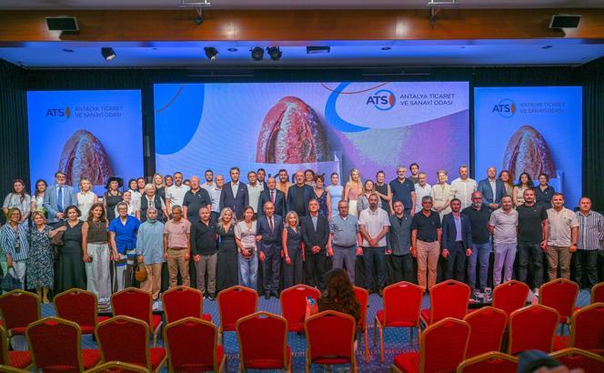 160 ülkenin sofrasına uzanan ekmek Antalya'da konuşuldu