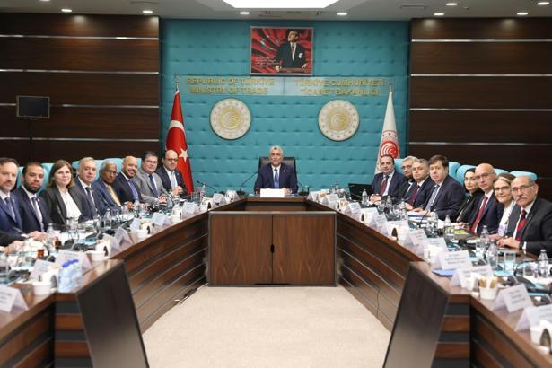 Bakan Bolat: Latin Amerika ile ticaret hacmimiz 25 yılda 18 kat arttı