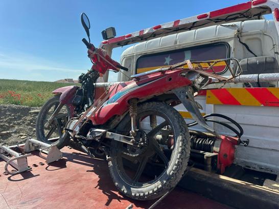 Plakasız ve hurda motosikletin ehliyetsiz sürücüsüne 86 bin lira ceza
