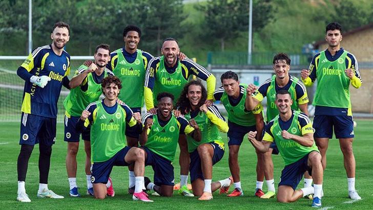 Fenerbahçe günü çift antrenmanla tamamladı