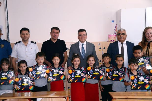 Serik'te öğrencilerin karne heyecanı