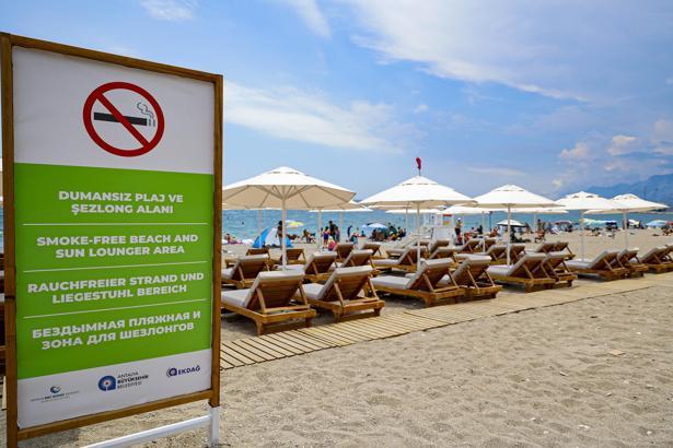 Akdeniz iklimine dayanıklı ahşap şezlonglar kullanıma sunuldu