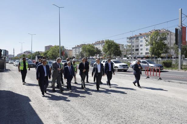 Başkan Büyükkılıç DSİ-Yeni Sanayi Katlı Kavşağı Projesi’ni inceledi