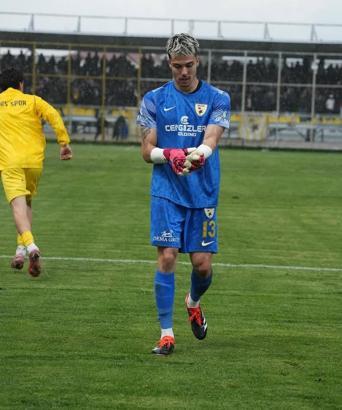 Manisa FK'da kaleci Egemen Yaylı bitti