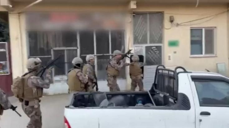 Kira anlaşmazlığı nedeniyle ev kurşunlayan suç örgütü üyesi 7 şüpheli tutuklandı