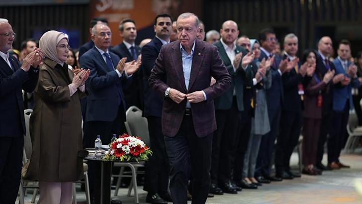 Emine Erdoğan'dan 'AK Parti 33'üncü İstişare ve Değerlendirme Toplantısı' paylaşımı