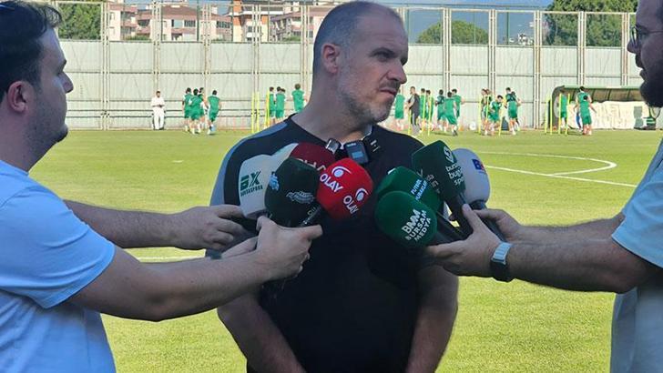 Bursaspor sahaya indi, Mustafa Er yol haritasını çizdi