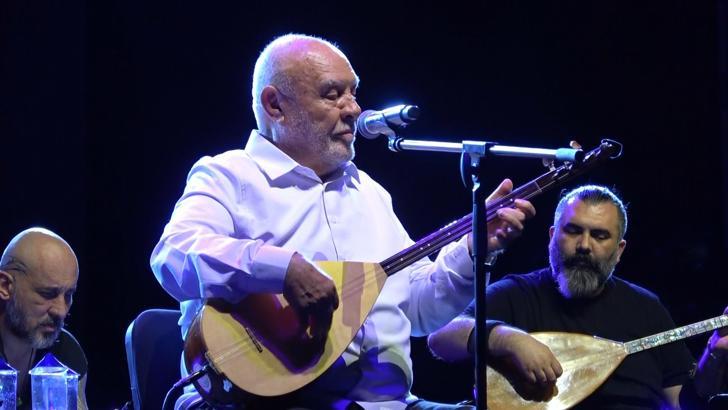 Musa Eroğlu, Bursa'da sahne aldı