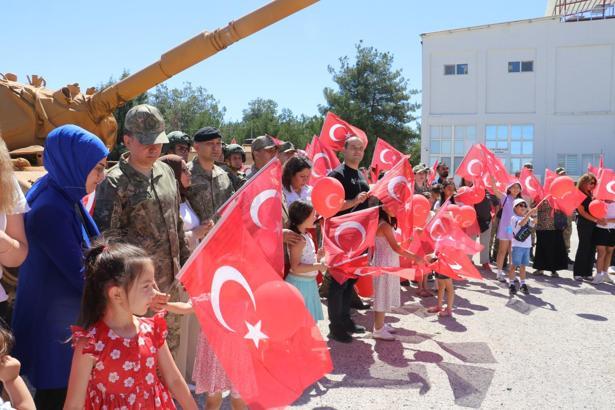 Türk Kara Kuvvetleri’nin 2235’inci kuruluş yıl dönümü Diyarbakır'da törenle kutlandı