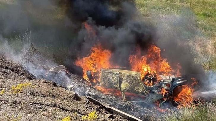 Takla atıp ters dönerek alev alan otomobildeki 5 kişi yaralandı