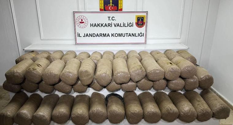 Hakkari'de 503 kilo esrar ele geçirildi
