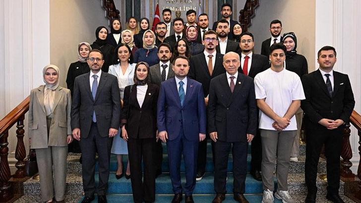 Bakan Gürlek, İstanbul 2 No’lu Barosu Başkanı Şamlı ve stajyer avukatları kabul etti