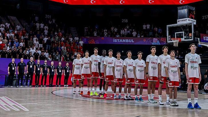 17 Yaş Altı Erkek Basketbol Milli Takımı, grup birincisi olarak son 16 turuna yükseldi