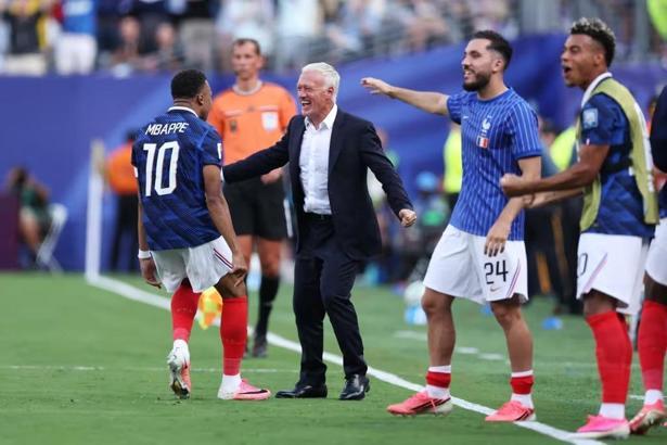 Fransa, İsveç’i 3-0 mağlup ederek son 16 turuna kaldı
