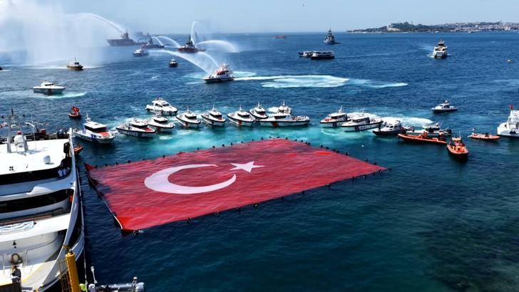 Denizcilik ve Kabotaj Bayramı'nın 100'üncü yıl dönümü İstanbul'da kutlandı
